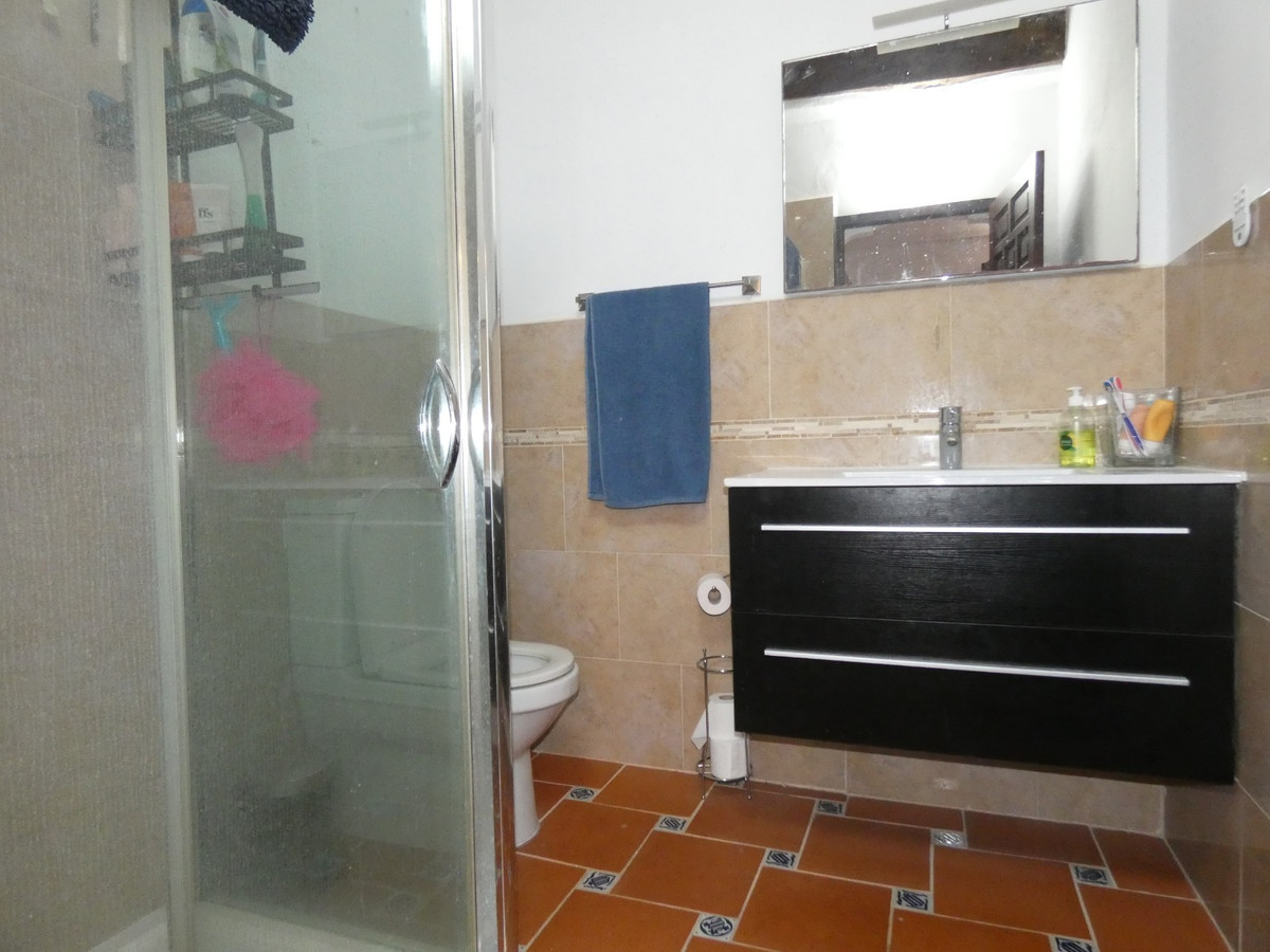 Se vende Villa - Chalet de 5 dormitorios en Costa Blanca, Alicante, España