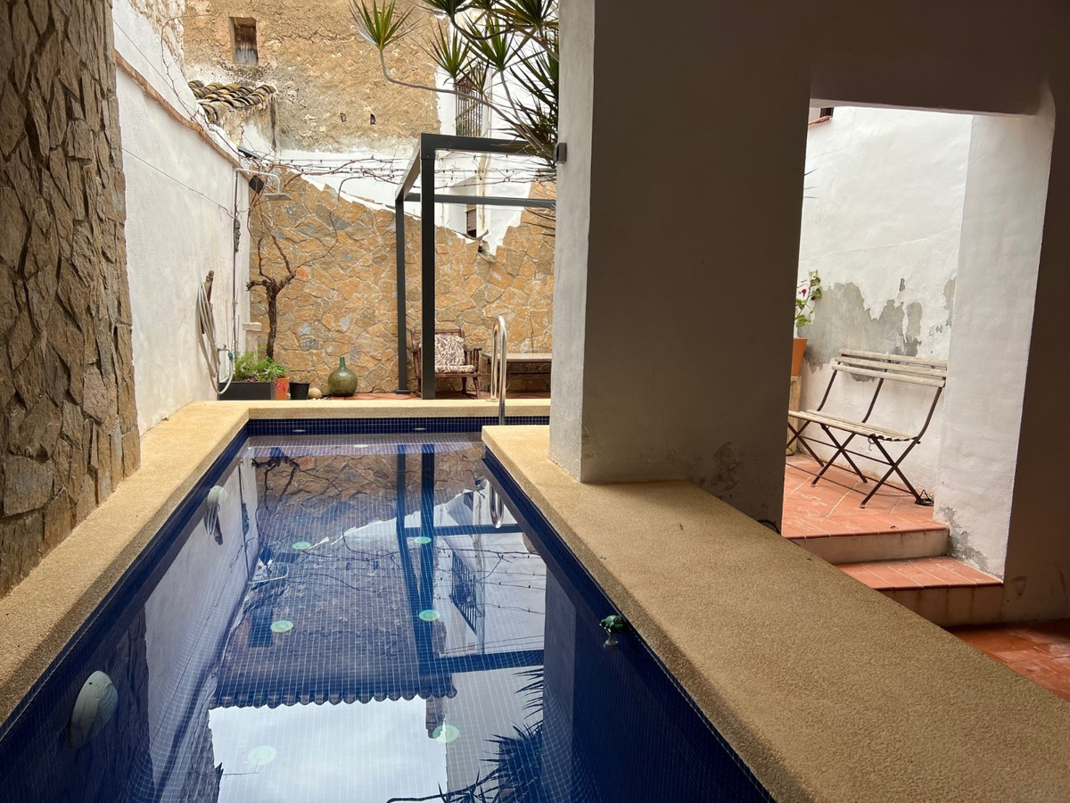 Se vende Villa - Chalet de 5 dormitorios en Costa Blanca, Alicante, España