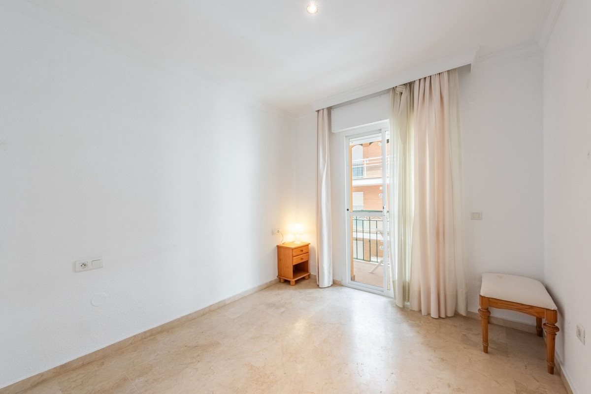 2 Bed Apartment for sale in Estepona Costa Del Sol, Málaga, Spain