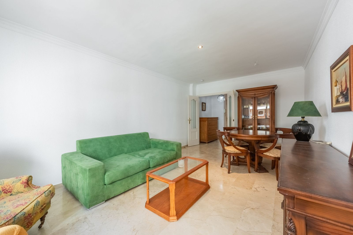 2 Bed Apartment for sale in Estepona Costa Del Sol, Málaga, Spain