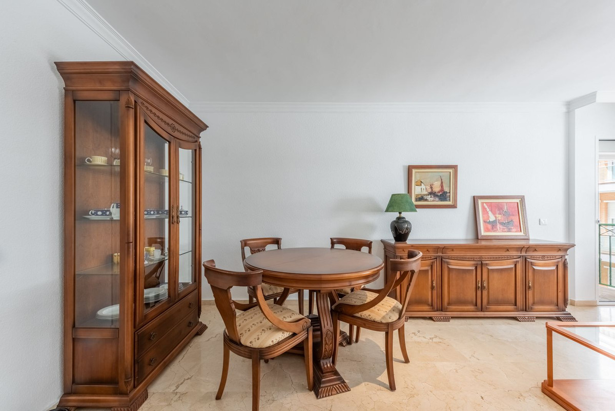 2 Bed Apartment for sale in Estepona Costa Del Sol, Málaga, Spain