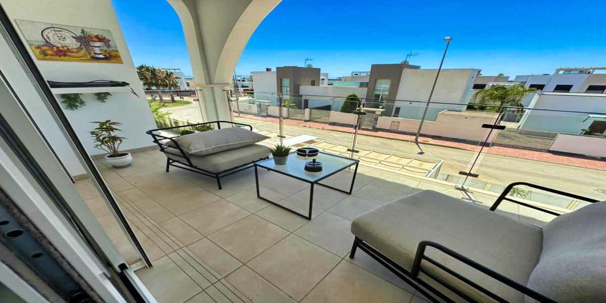 Se vende Bungalow de 2 dormitorios en Costa Blanca, Alicante, España