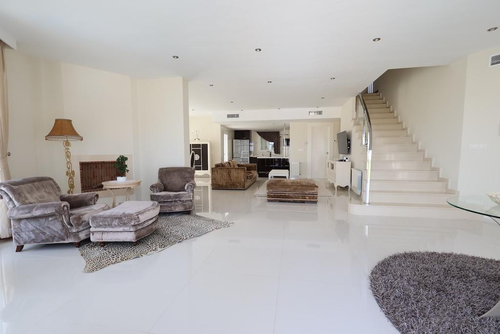 5 Bed Townhouse for sale in Ciudad Quesada Costa Blanca, Alicante, Spain