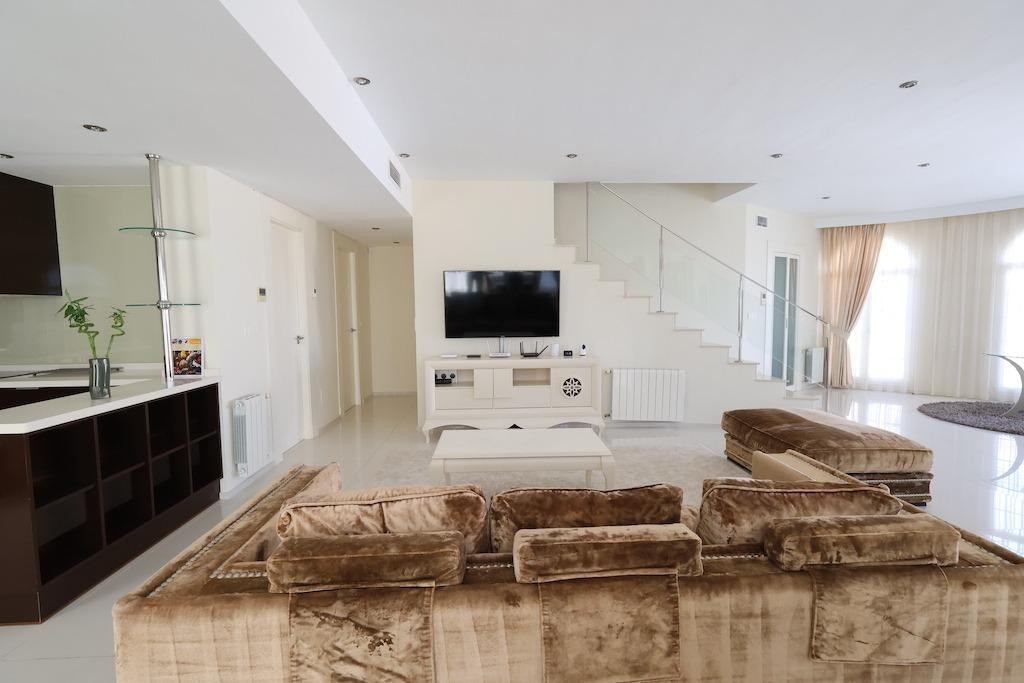 5 Bed Townhouse for sale in Ciudad Quesada Costa Blanca, Alicante, Spain