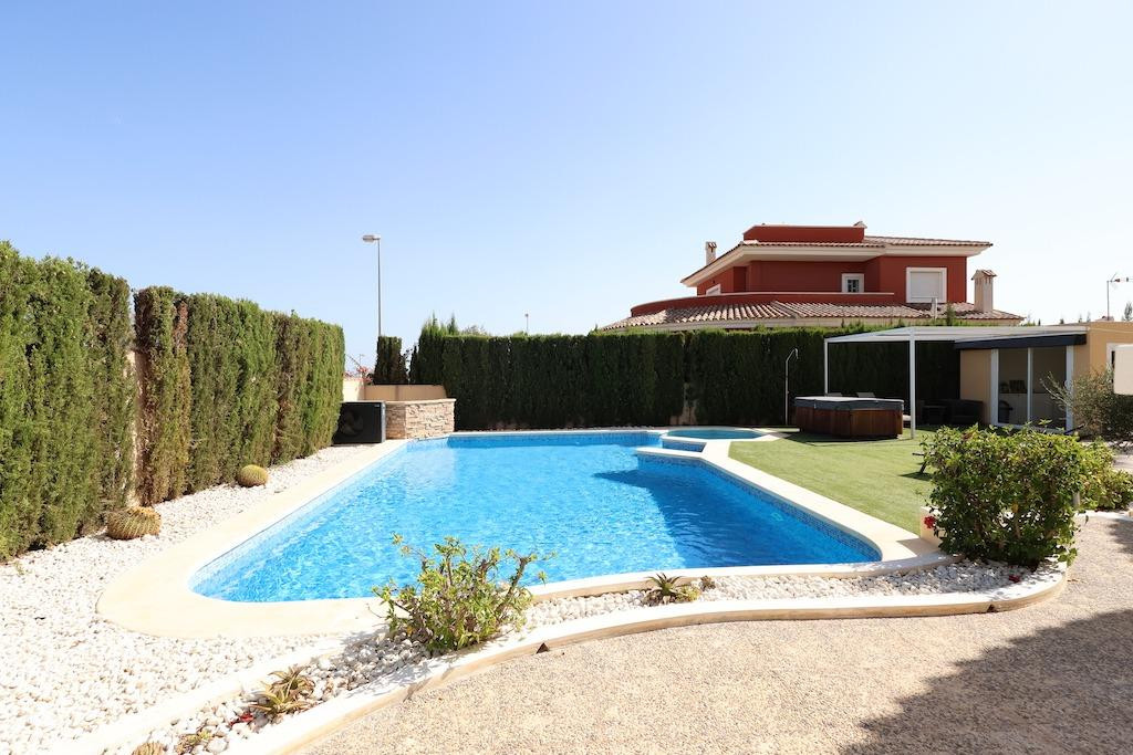 5 Bed Townhouse for sale in Ciudad Quesada Costa Blanca, Alicante, Spain