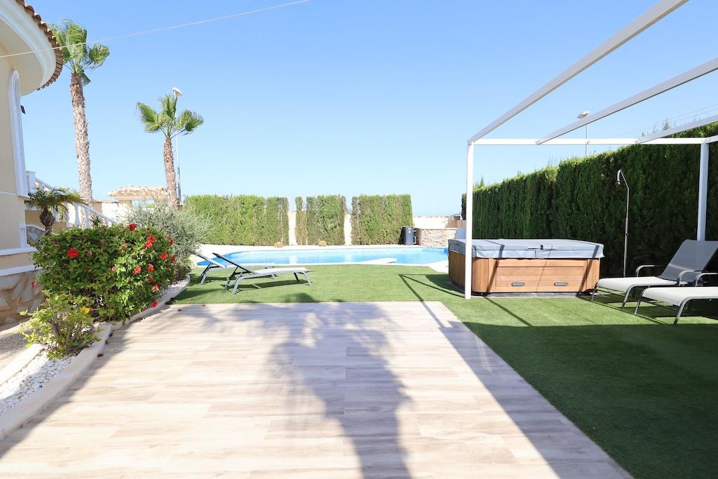5 Bed Townhouse for sale in Ciudad Quesada Costa Blanca, Alicante, Spain