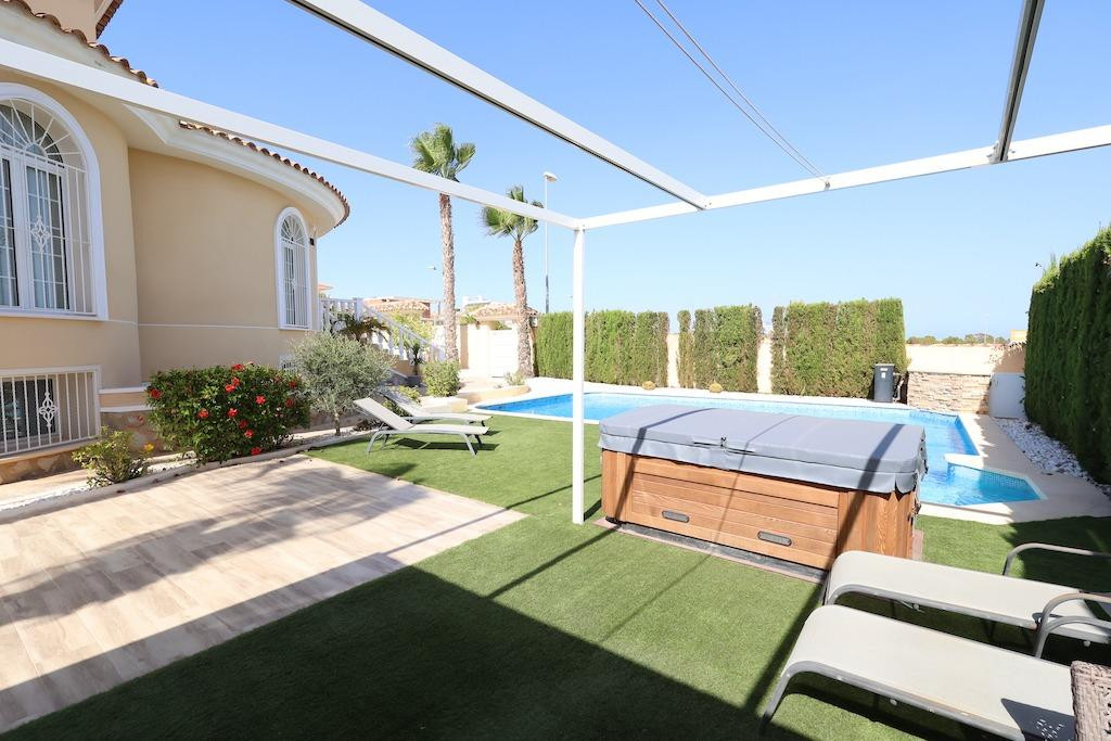 5 Bed Townhouse for sale in Ciudad Quesada Costa Blanca, Alicante, Spain