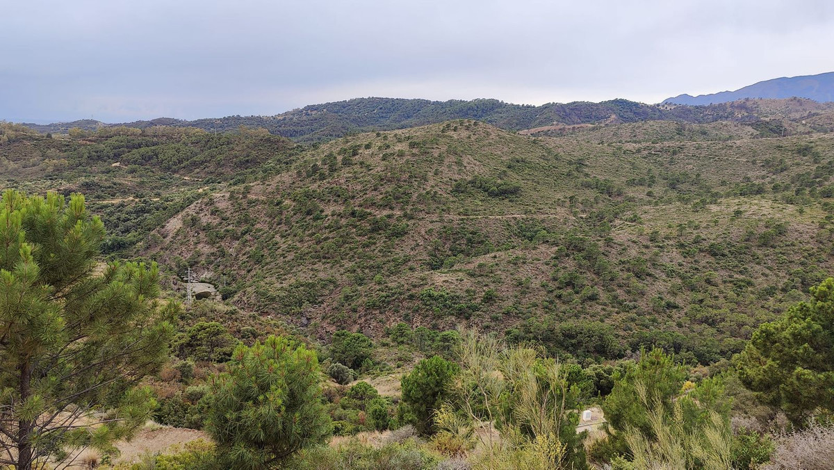 Plots for sale in Benahavís Costa Del Sol, Málaga, Spain
