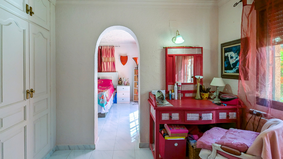 4 Bed Townhouse for sale in Orba Costa Blanca, Alicante, Spain