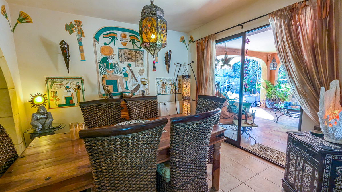 4 Bed Townhouse for sale in Orba Costa Blanca, Alicante, Spain