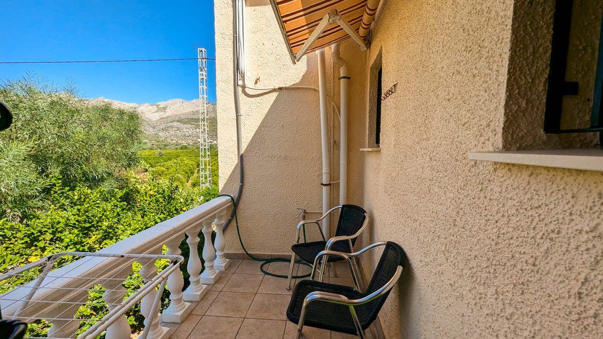 4 Bed Townhouse for sale in Orba Costa Blanca, Alicante, Spain