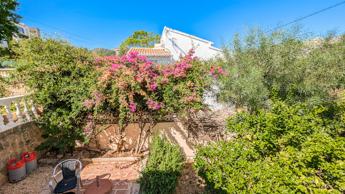 4 Bed Townhouse for sale in Orba Costa Blanca, Alicante, Spain