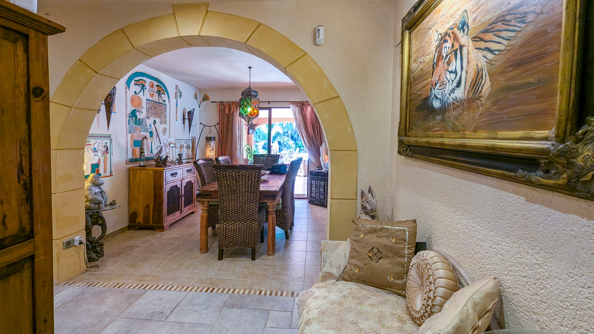 4 Bed Townhouse for sale in Orba Costa Blanca, Alicante, Spain