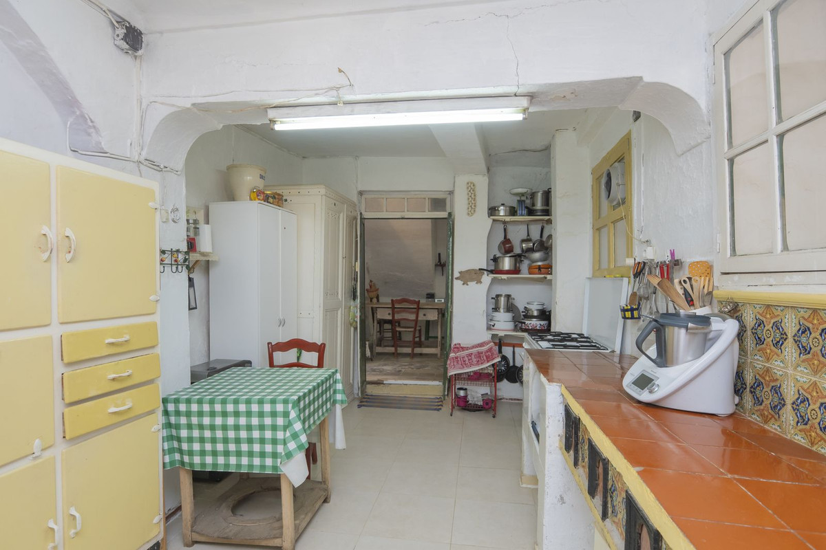6 Bed Townhouse for sale in Ronda Costa Del Sol, Málaga, Spain