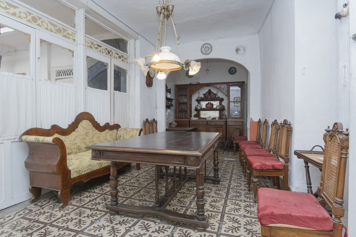 6 Bed Townhouse for sale in Ronda Costa Del Sol, Málaga, Spain