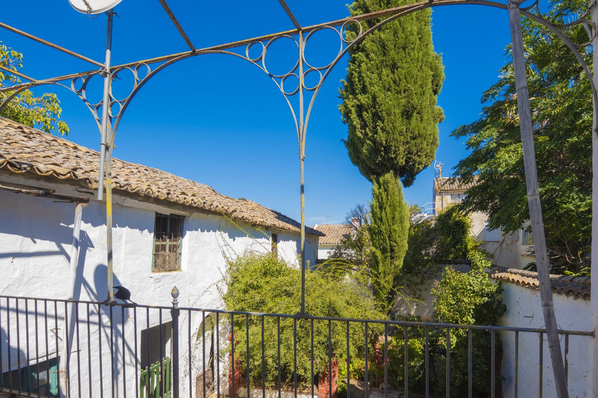 6 Bed Townhouse for sale in Ronda Costa Del Sol, Málaga, Spain