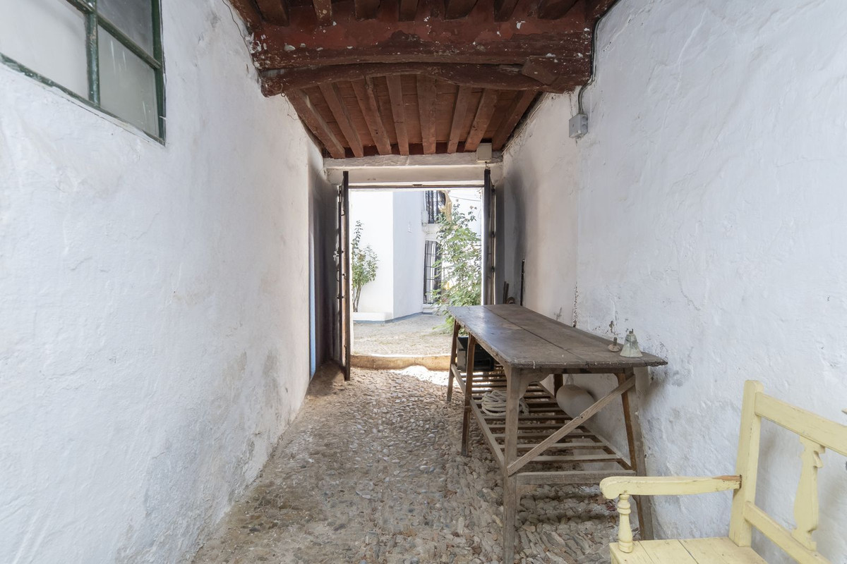 6 Bed Townhouse for sale in Ronda Costa Del Sol, Málaga, Spain