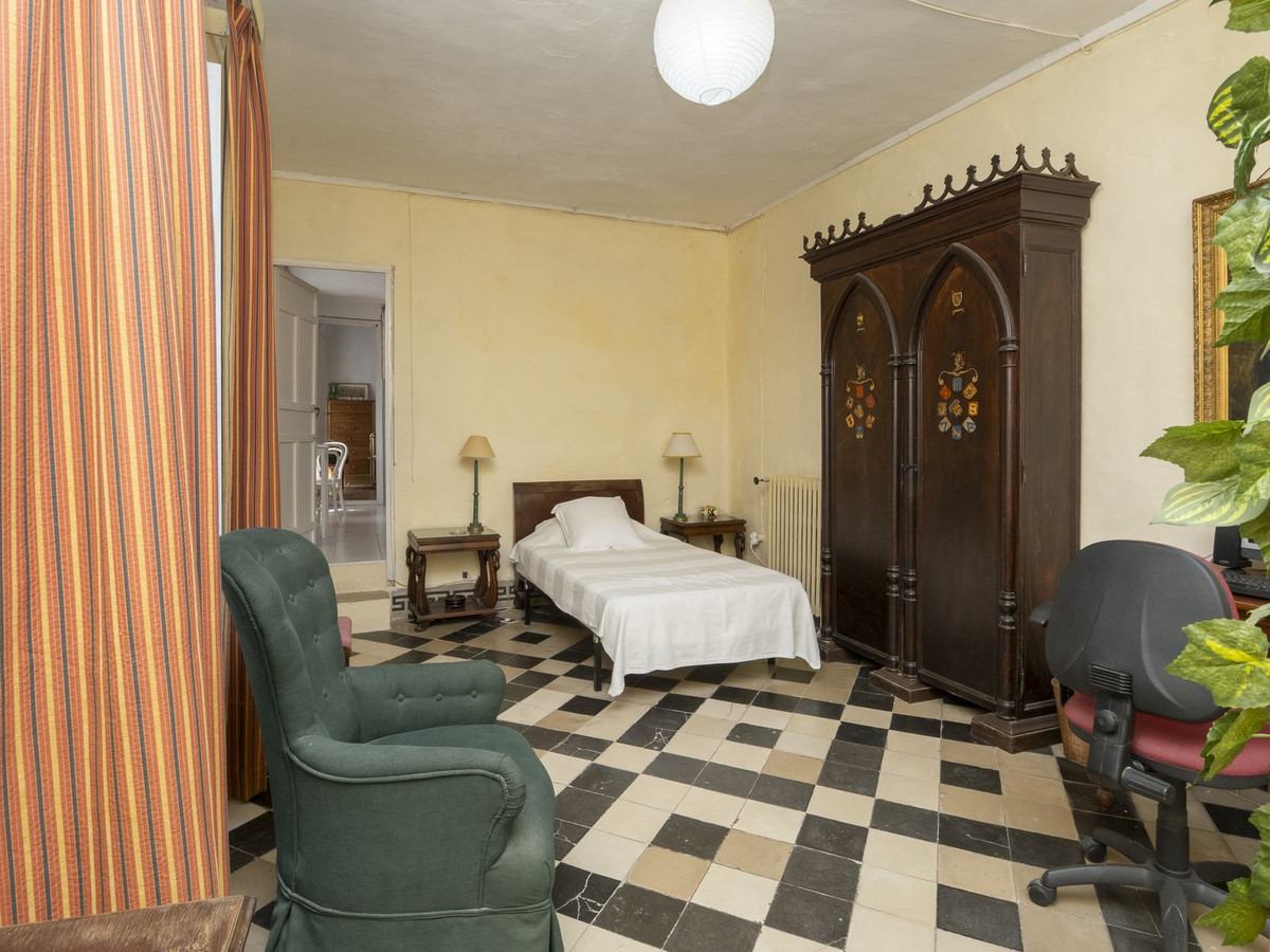 6 Bed Townhouse for sale in Ronda Costa Del Sol, Málaga, Spain