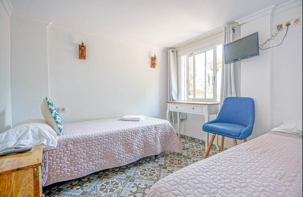 16 Bed Commercial unit for sale in Calpe Costa Blanca, Alicante, Spain
