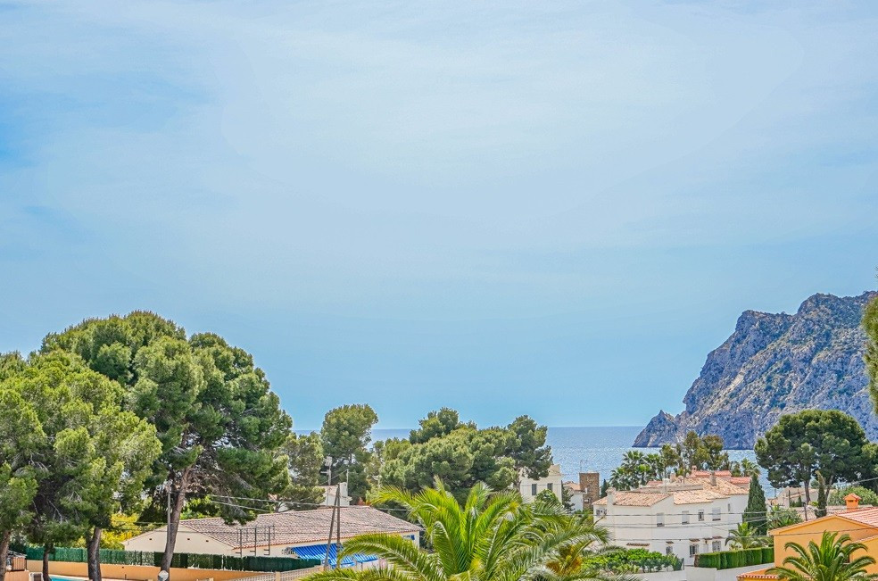 16 Bed Commercial unit for sale in Calpe Costa Blanca, Alicante, Spain