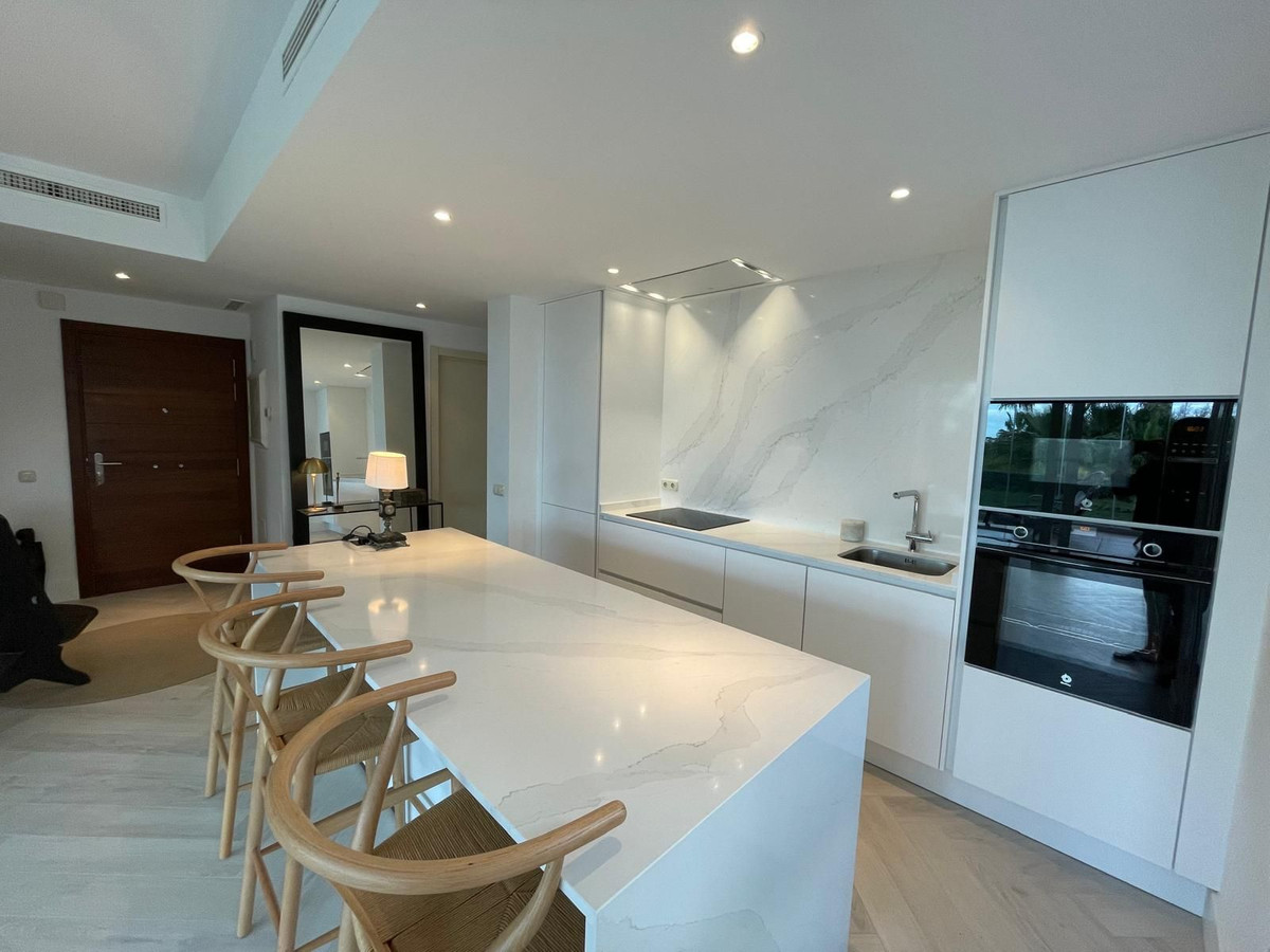 3 Bed Apartment for sale in Casares Costa Del Sol, Málaga, Spain