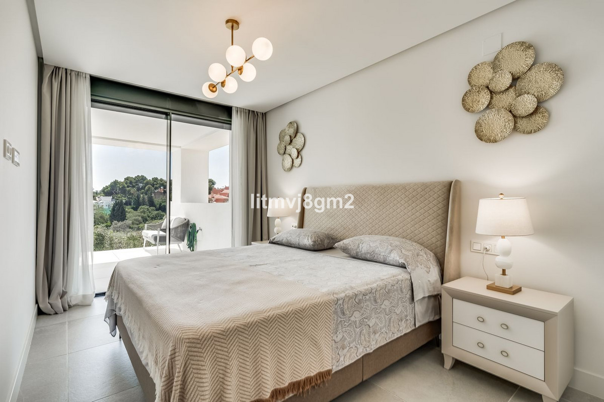 3 Bed Apartment for sale in Cabopino Costa Del Sol, Málaga, Spain