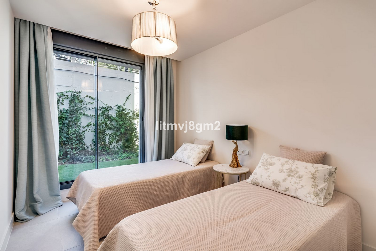 3 Bed Apartment for sale in Cabopino Costa Del Sol, Málaga, Spain