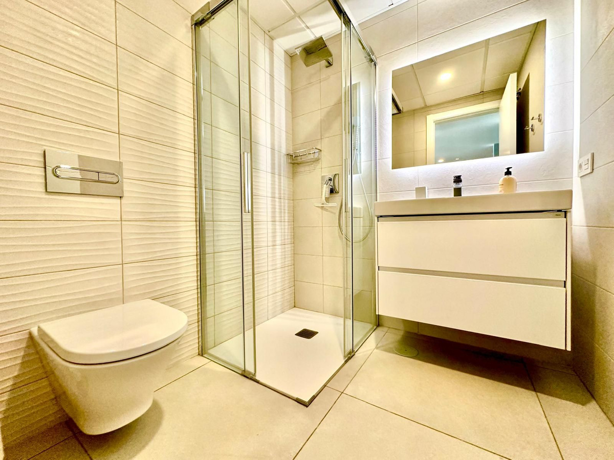 2 Bed Apartment for sale in Elviria Costa Del Sol, Málaga, Spain