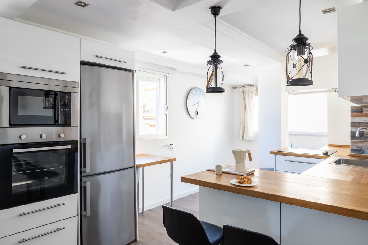 3 Bed Apartment for sale in San Pedro De Alcántara Costa Del Sol, Málaga, Spain