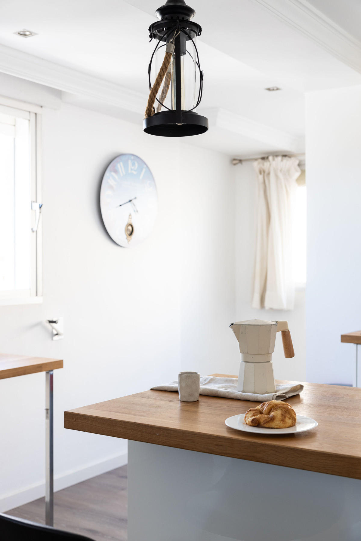 3 Bed Apartment for sale in San Pedro De Alcántara Costa Del Sol, Málaga, Spain