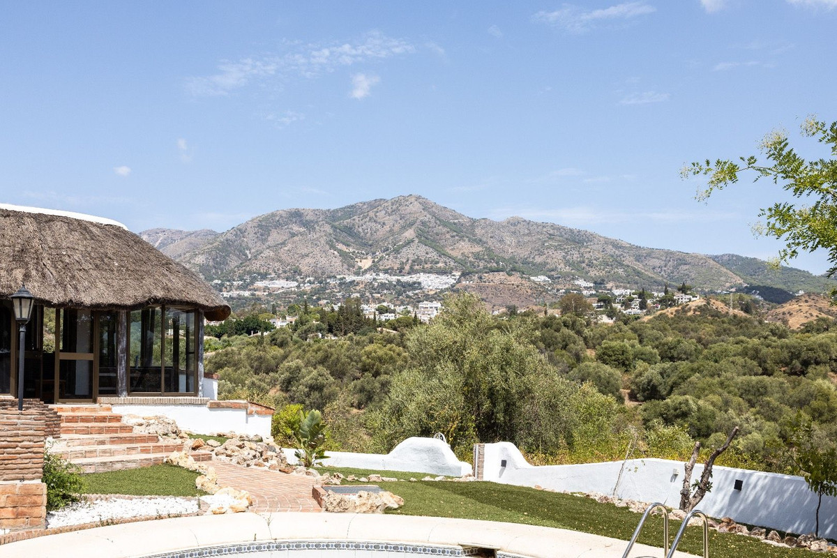 4 Bed Townhouse for sale in Mijas Costa Del Sol, Málaga, Spain
