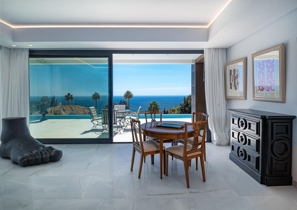 4 Bed Townhouse for sale in Manilva Costa Del Sol, Málaga, Spain