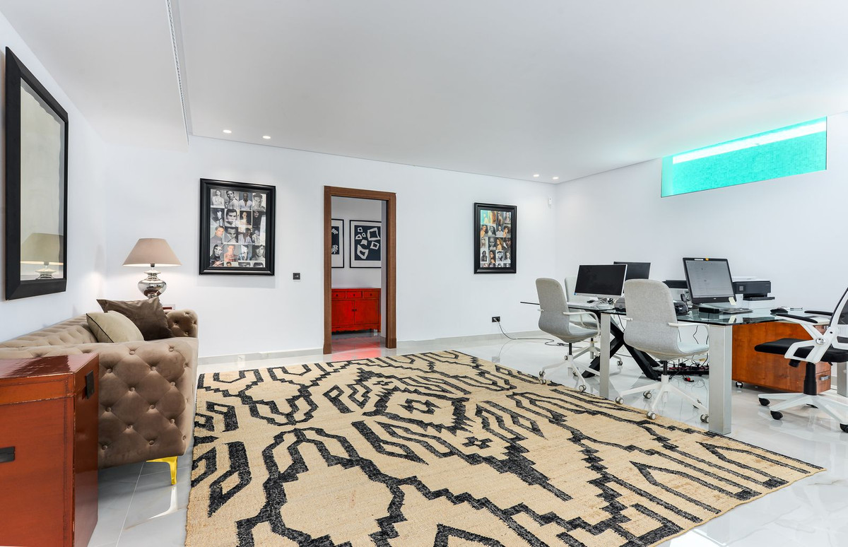 4 Bed Townhouse for sale in Manilva Costa Del Sol, Málaga, Spain