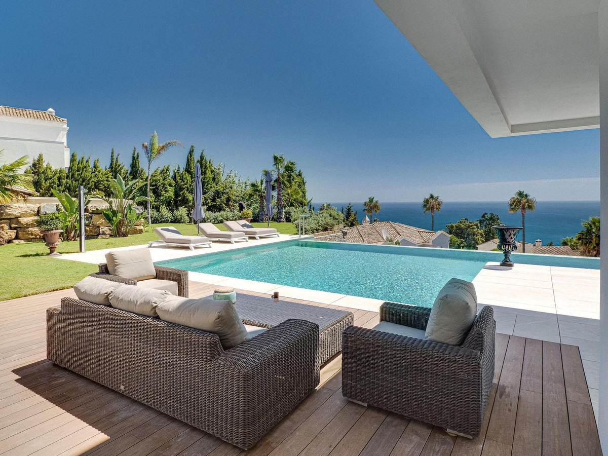 4 Bed Townhouse for sale in Manilva Costa Del Sol, Málaga, Spain