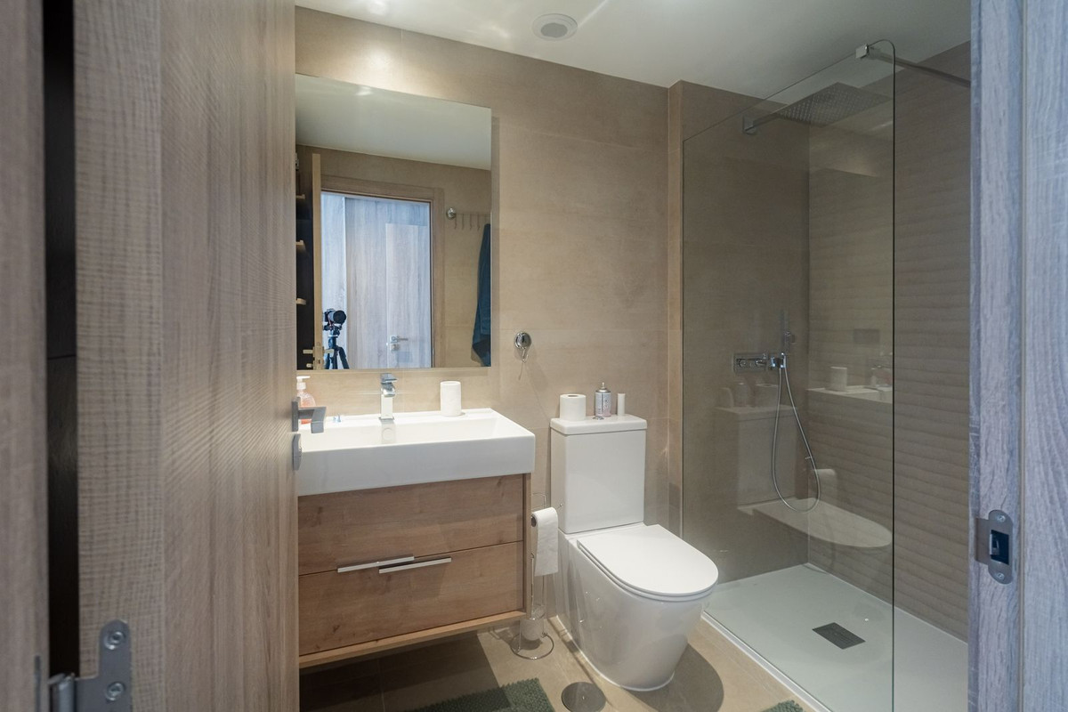 3 Bed Apartment for sale in Casares Costa Del Sol, Málaga, Spain
