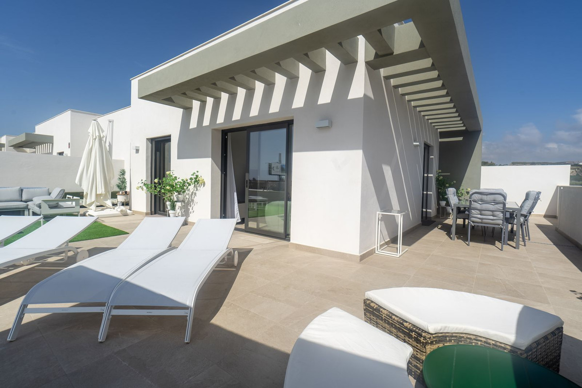 3 Bed Apartment for sale in Casares Costa Del Sol, Málaga, Spain