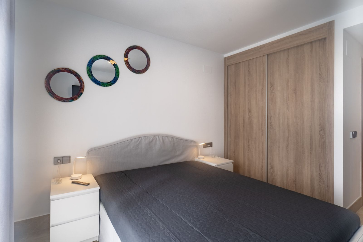 3 Bed Apartment for sale in Casares Costa Del Sol, Málaga, Spain