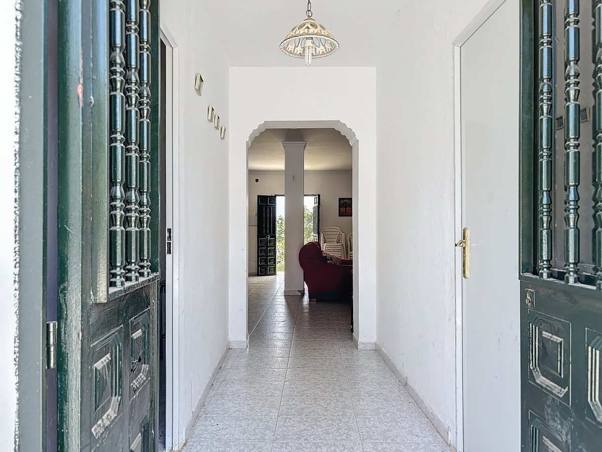Se vende Finca - Cortijo de 10 dormitorios en Costa Del Sol East, Málaga, España