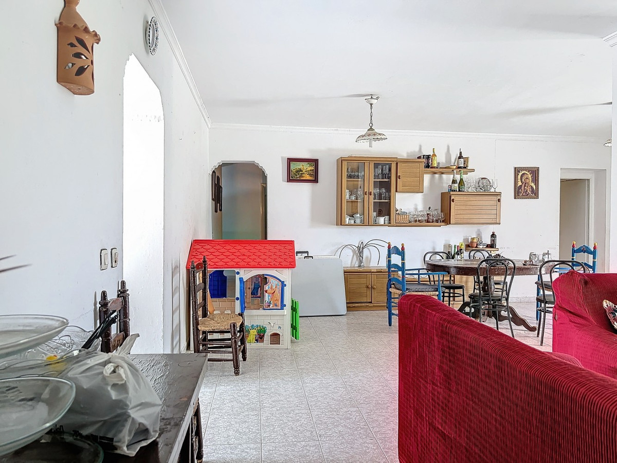 Se vende Finca - Cortijo de 10 dormitorios en Costa Del Sol East, Málaga, España