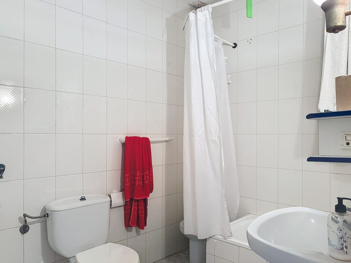 Se vende Finca - Cortijo de 10 dormitorios en Costa Del Sol East, Málaga, España