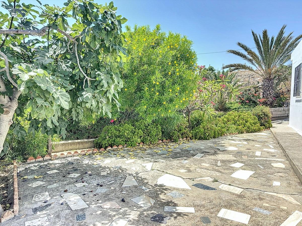 Se vende Finca - Cortijo de 10 dormitorios en Costa Del Sol East, Málaga, España