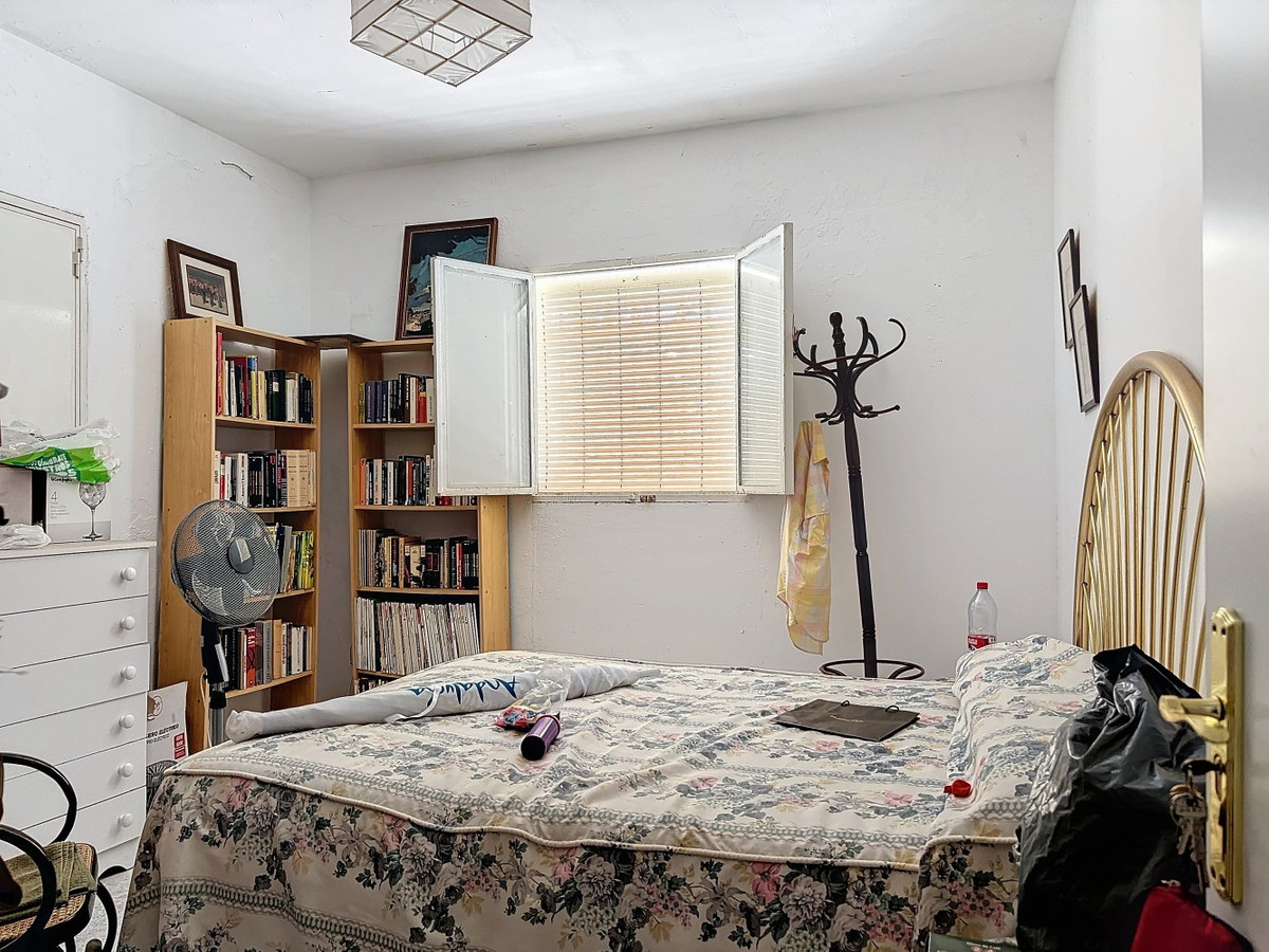 Se vende Finca - Cortijo de 10 dormitorios en Costa Del Sol East, Málaga, España