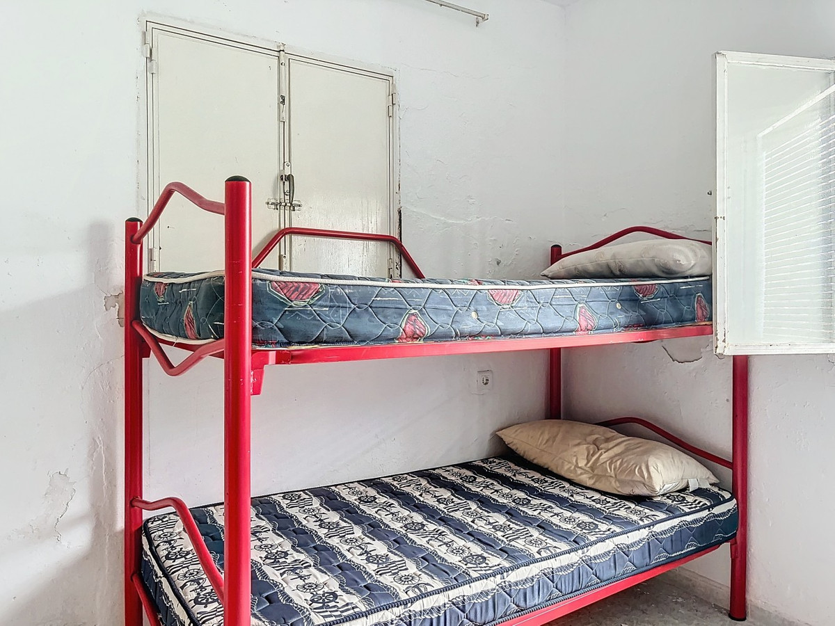 Se vende Finca - Cortijo de 10 dormitorios en Costa Del Sol East, Málaga, España