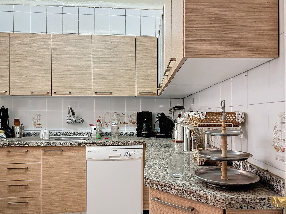 10 Bed Townhouse for sale in Vélezmálaga Costa Del Sol East, Málaga, Spain