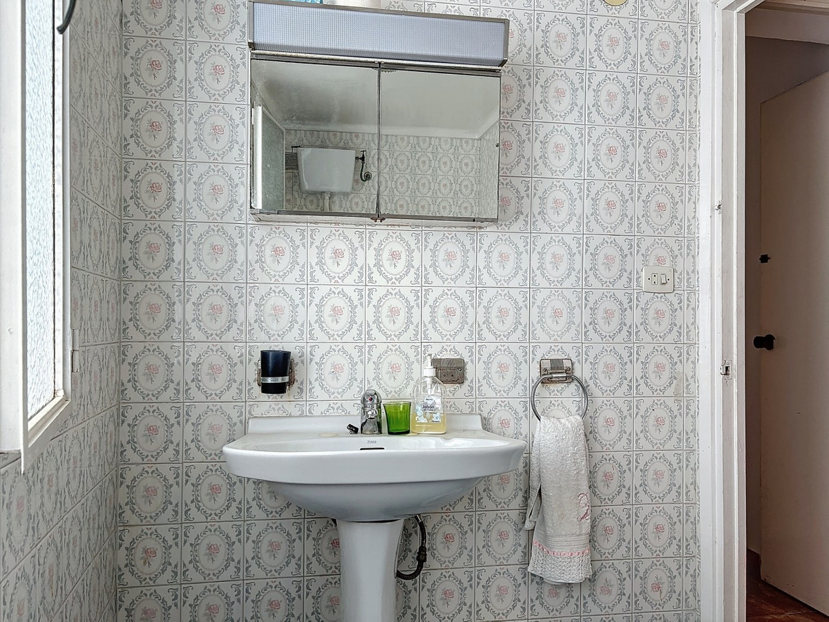 10 Bed Townhouse for sale in Vélezmálaga Costa Del Sol East, Málaga, Spain