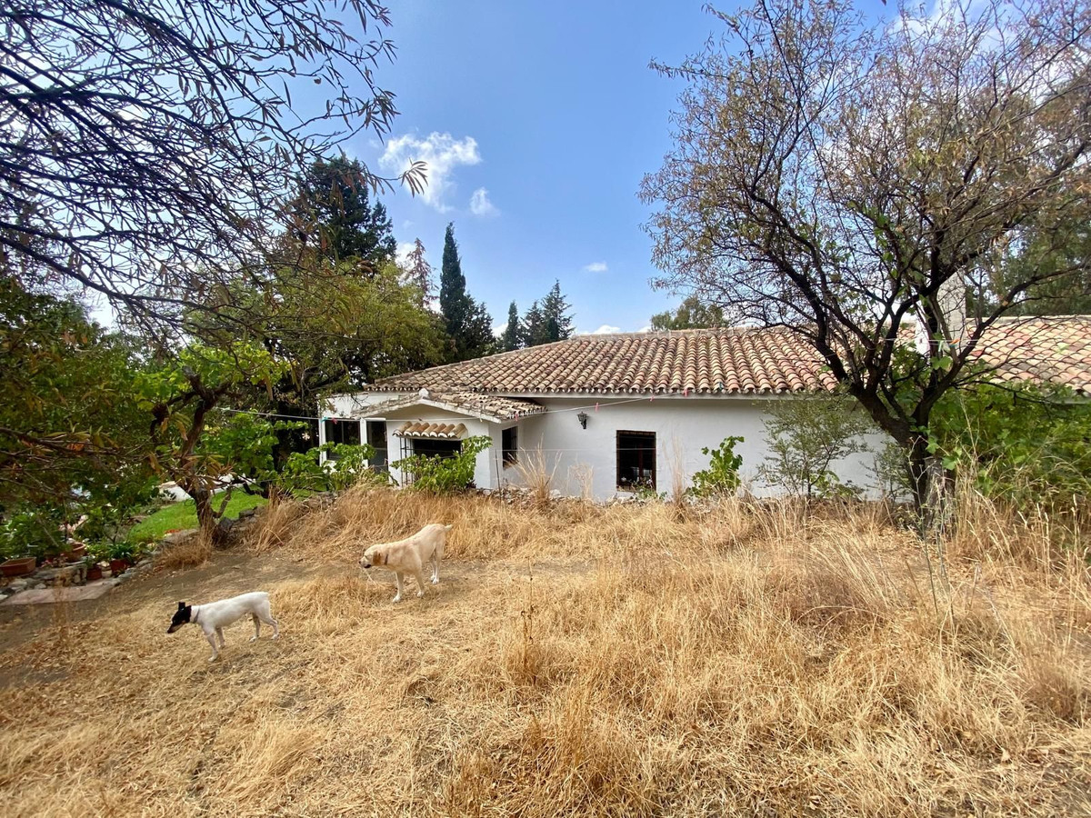 5 Bed Townhouse for sale in Mijas Costa Del Sol, Málaga, Spain