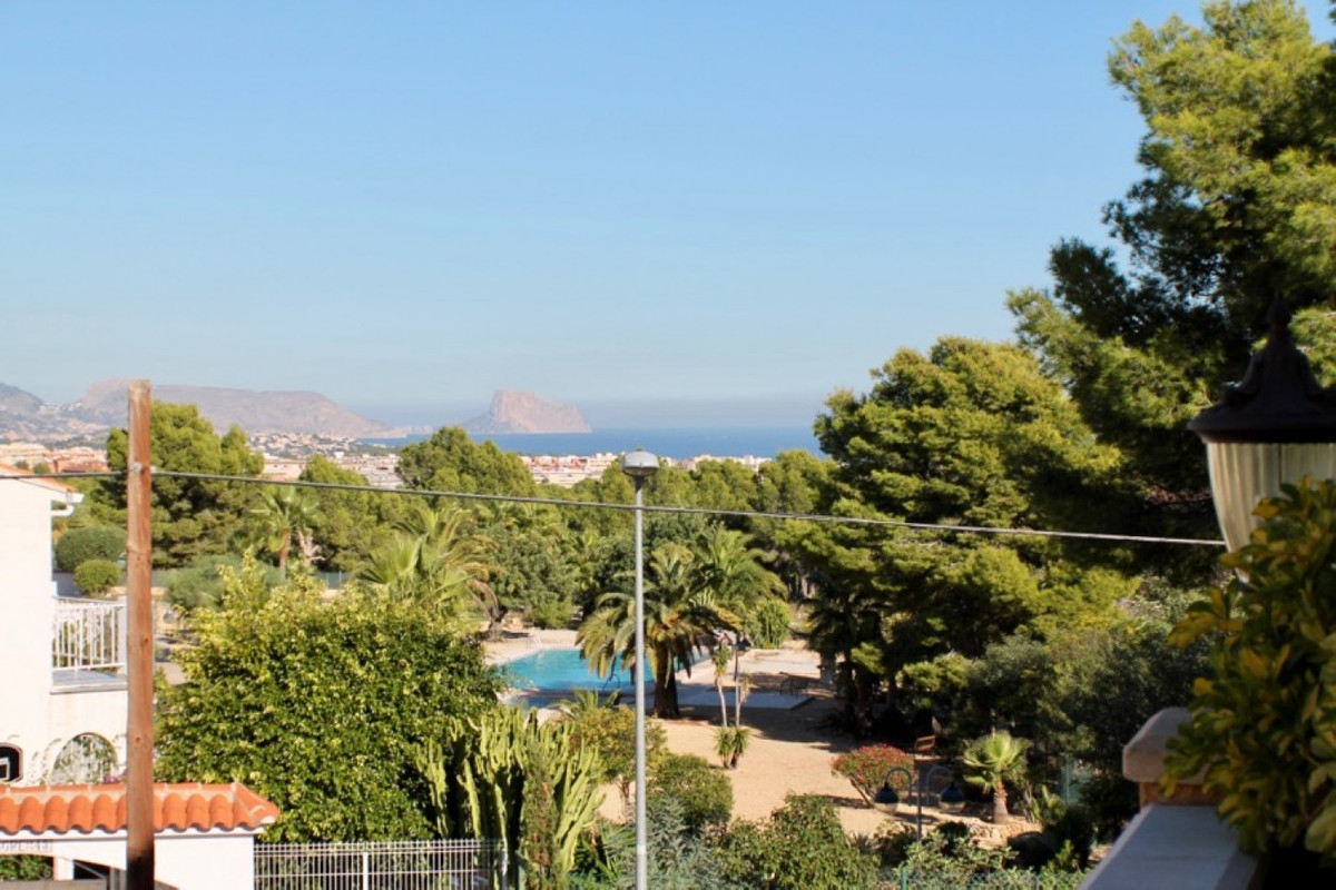 Se vende Villa - Chalet de 4 dormitorios en Costa Blanca, Alicante, España
