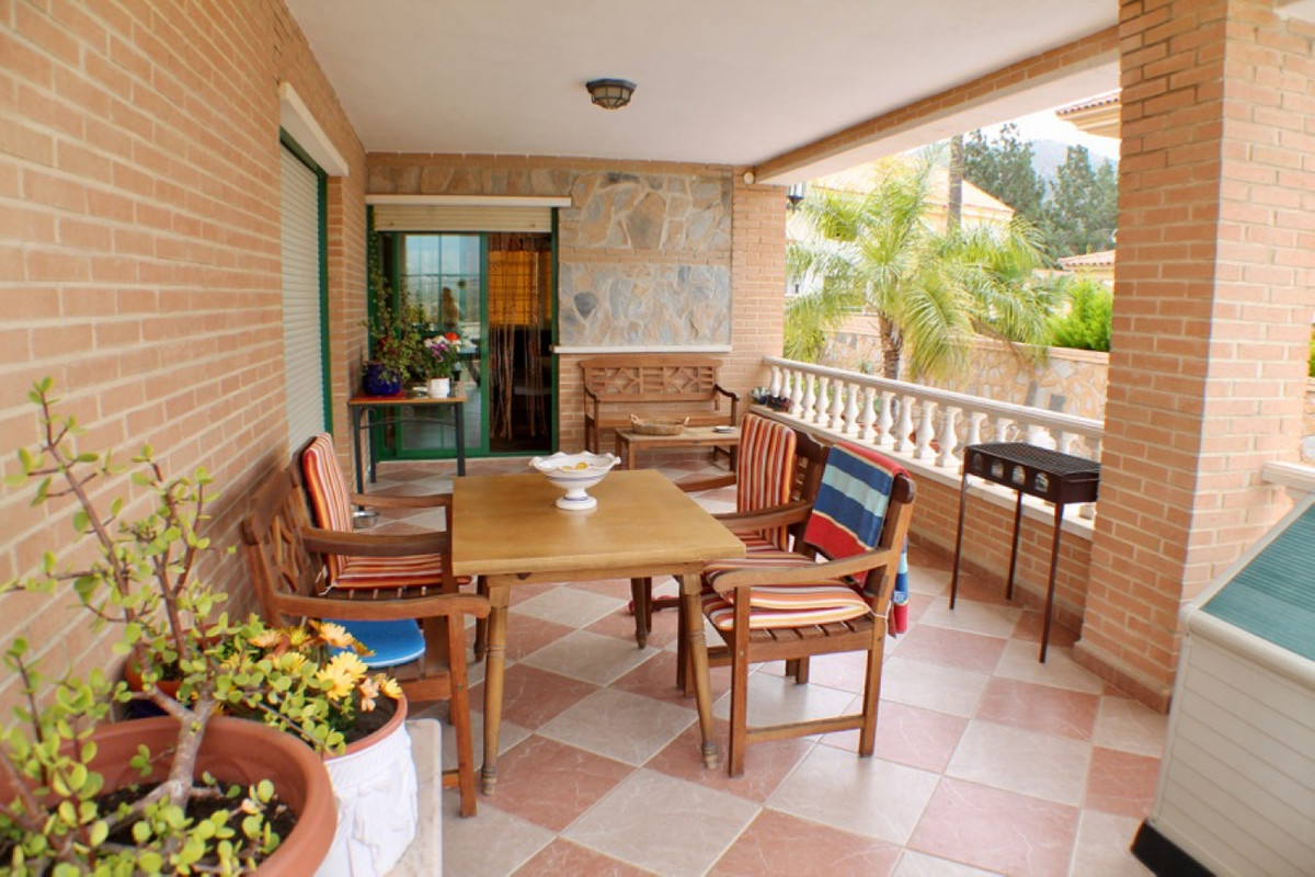 6 Bed Townhouse for sale in Benidorm Costa Blanca, Alicante, Spain