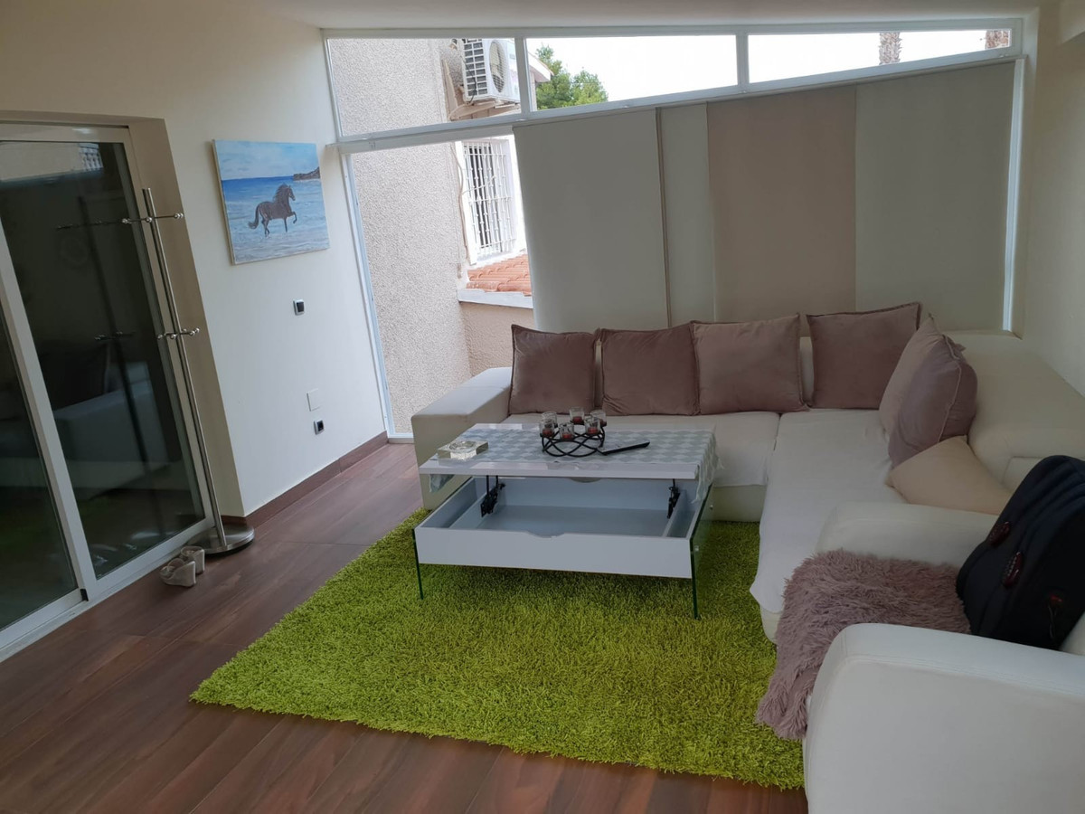 Se vende Villa - Chalet de 3 dormitorios en Costa Blanca, Alicante, España