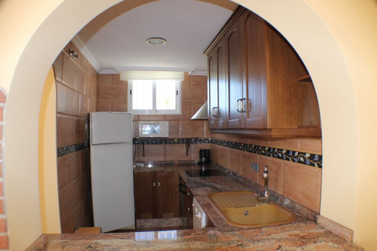 6 Bed Townhouse for sale in Lalfás Del Pi Costa Blanca, Alicante, Spain